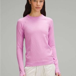 Lululemon Rest Less Pullover
Colour Rib Dahlia Mauve / Dahlia Mauve Size 4